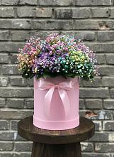 Цветочная композиция из Гипсофила и Розы в шляпной коробке в Козловке