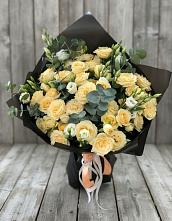 Букет цветов из:  Розы и Лизиантусы #REPLACE_PRED# Козловке