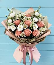 Букет цветов из:  Розы, Альстромерии и Лизиантусы в Козловке