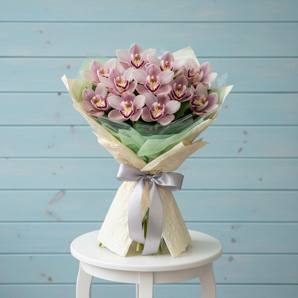 Букет цветов из: Орхидеи и Розы в Козловке