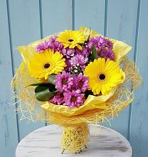 Букет цветов из:  Хризантемы и Герберы #REPLACE_PRED# Козловке