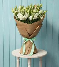 Букет цветов из:  Лизиантусы в Козловке