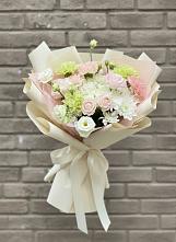 Букет цветов из:  Гвоздики, Розы, Лизиантусы и Хризантемы #REPLACE_PRED# Козловке