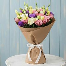 Букет цветов из:  Лизиантусы в Козловке