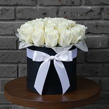 Цветочная композиция из Розы в шляпной коробке в Козловке